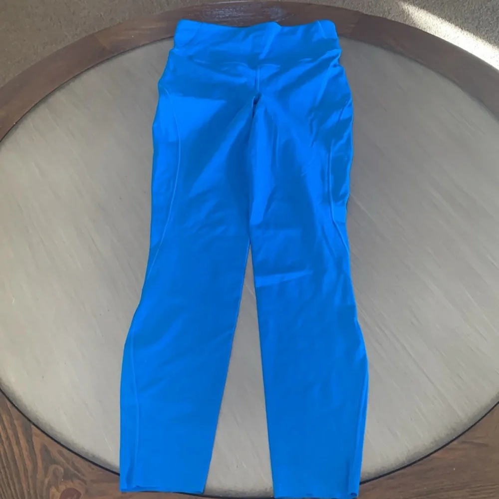 Lululemon Athletica Leggings Blue Size 4 Excellent Condition Spring Color - Picture 2 of 10
